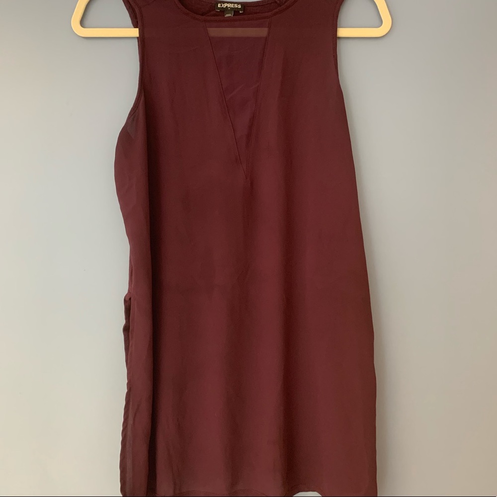 Sleeveless Express shirt